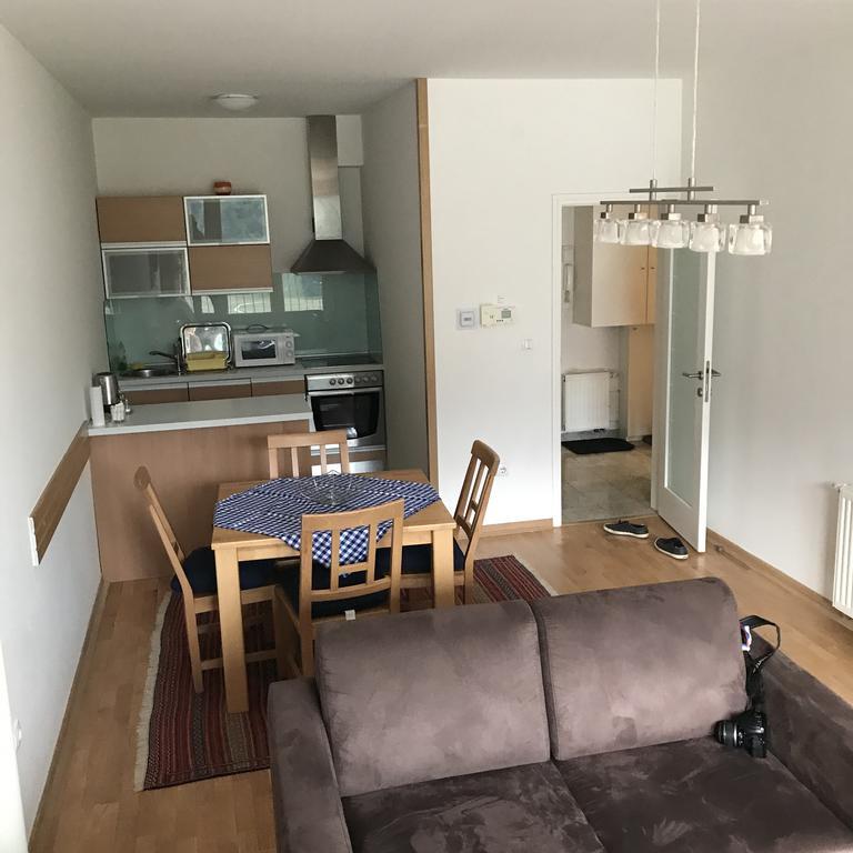 Apartmani El Tarik Белашница Экстерьер фото